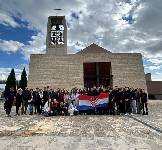 Osmaši OŠ N. Hribara posjetili Šabrnju